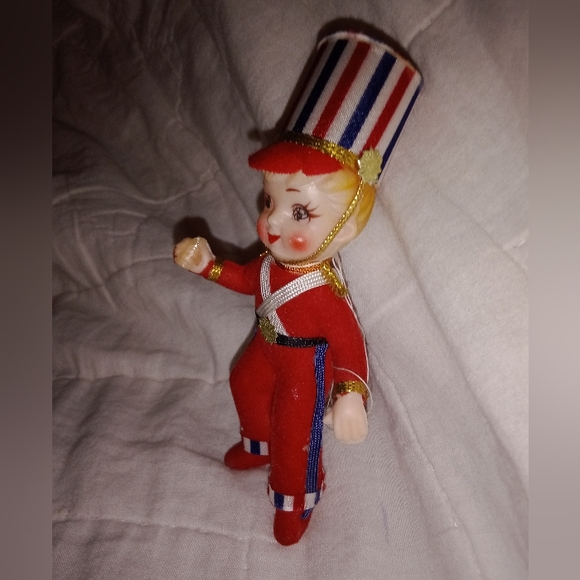 Mid Century Modern Christmas Marching Band Boy Tree Ornament - Picture 5 of 9